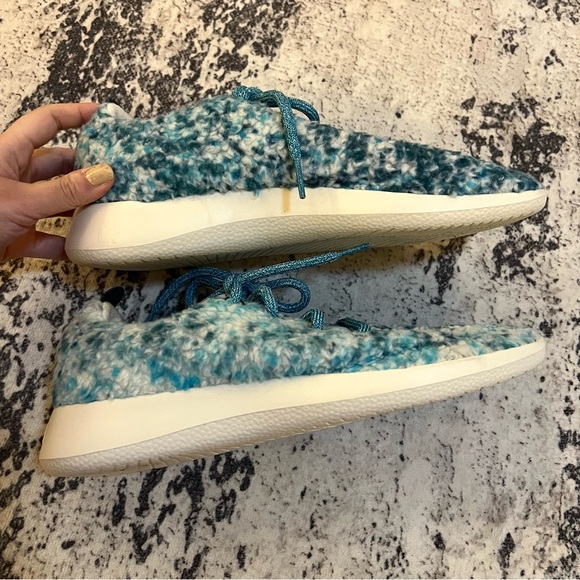 Allbirds Women's Wool Runner Fluffs in the Thrive Teal/Deep Emerald colorway - Picture 11 of 14